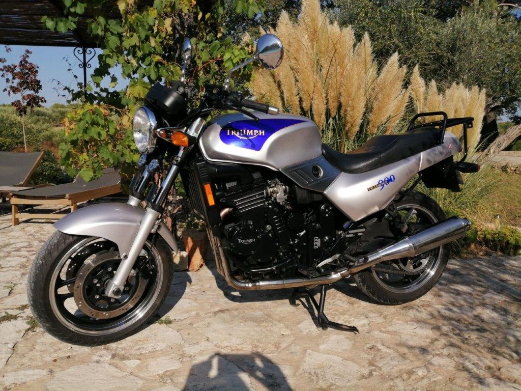 900 trident 1 bis.jpg